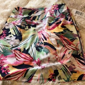 Tribal Skort- Pistachio Print. NWT
